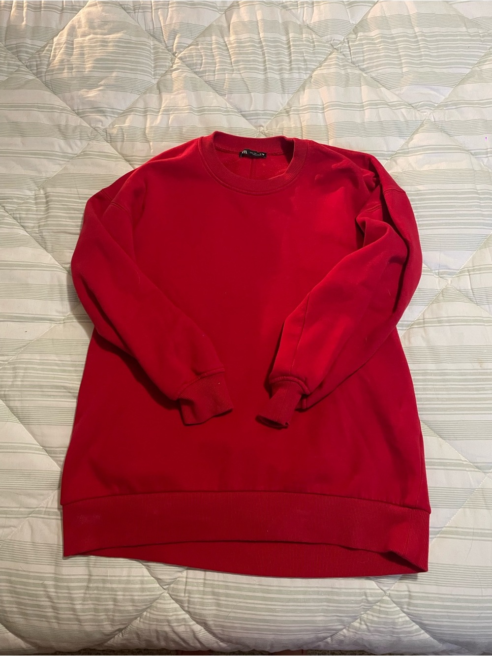 Zara Women's Red Crewneck Sweater
